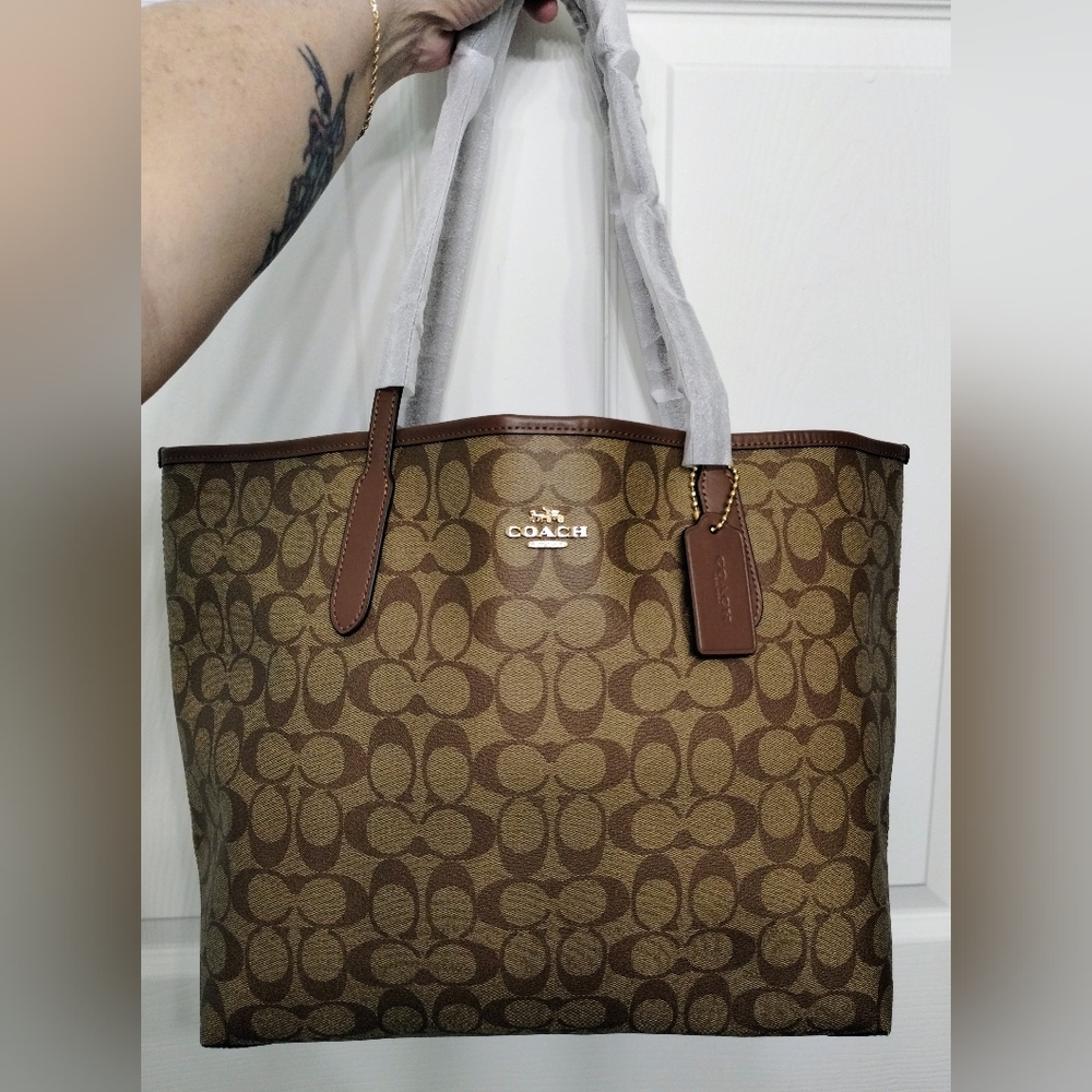 Coach Signature City Tote Bag With Coach Wallet & Coach Coin Pouch 3 Pieces - Picture 7 of 15